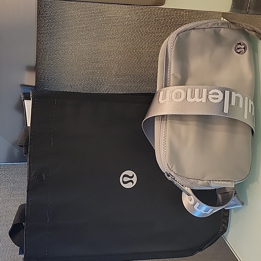 LULULEMON Everywear Belt Bag Gray